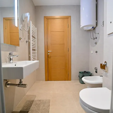 Apartman 16 Kalman Apartment *